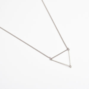 
                  
                    Linking-Tri Short Necklace
                  
                